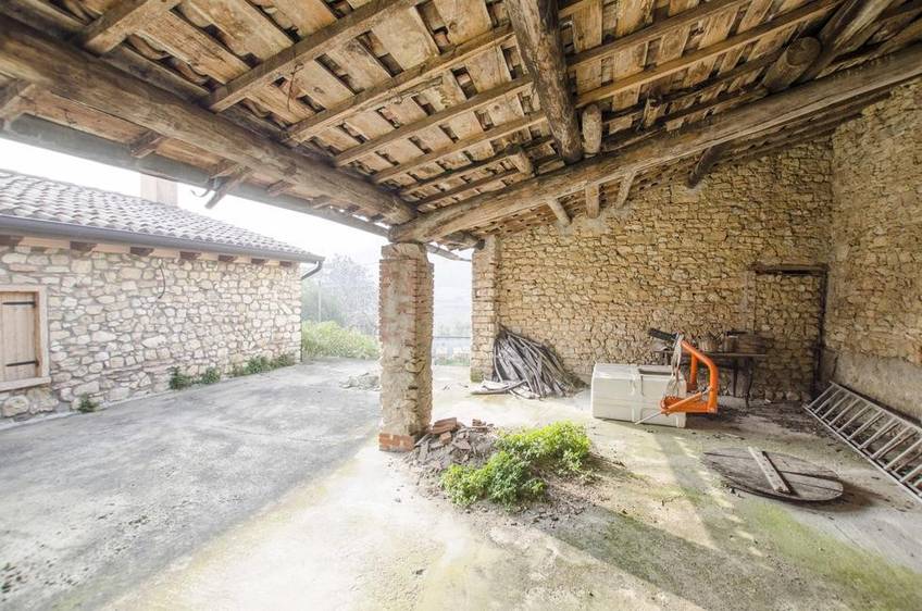 Rustico / Casale In vendita Marano di Valpolicella - Paverno
