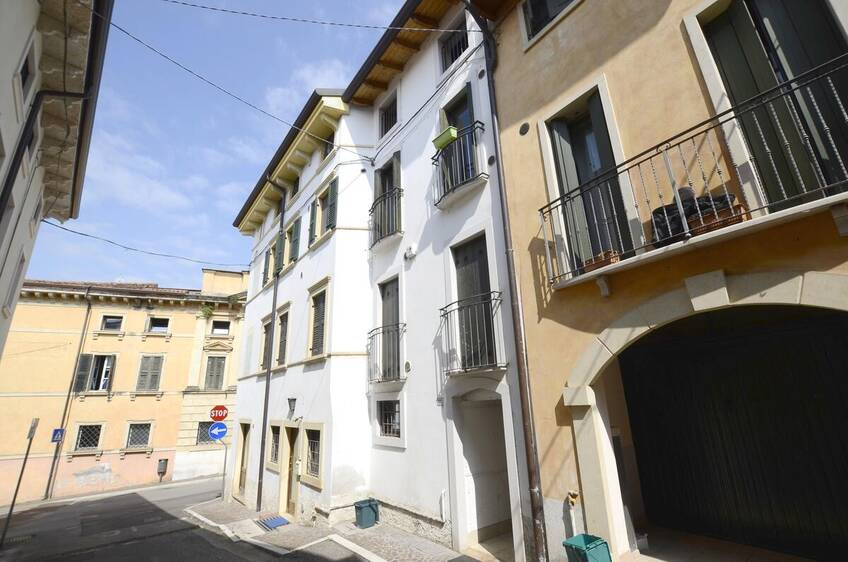 Appartamento trilocale In vendita Pescantina - Pescantina