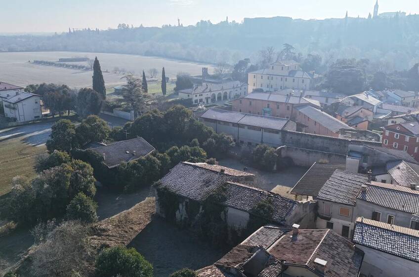 Corte In vendita Pescantina - Arce