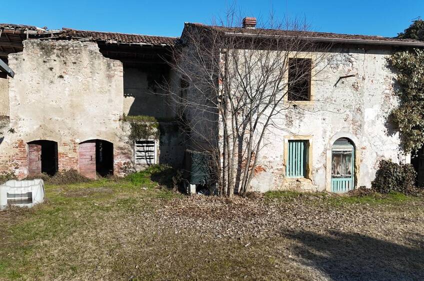 Corte In vendita Pescantina - Arce