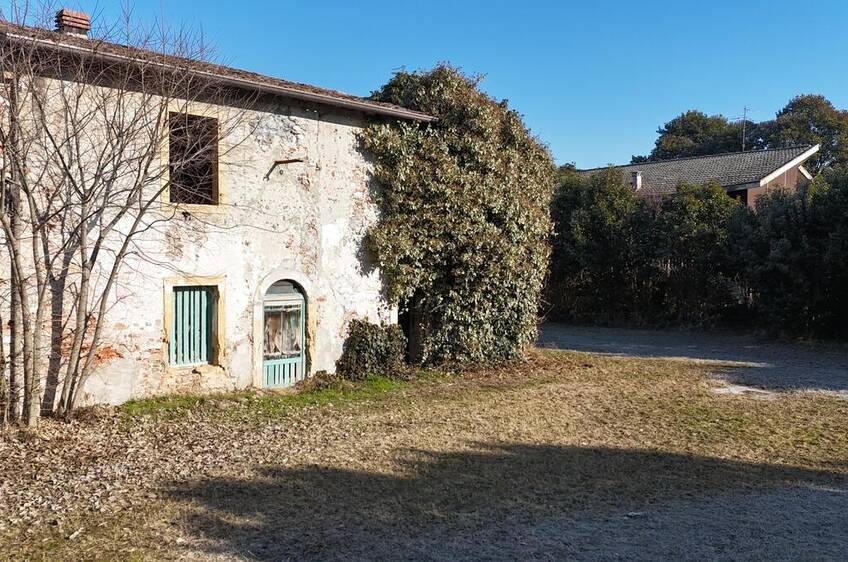 Corte In vendita Pescantina - Arce